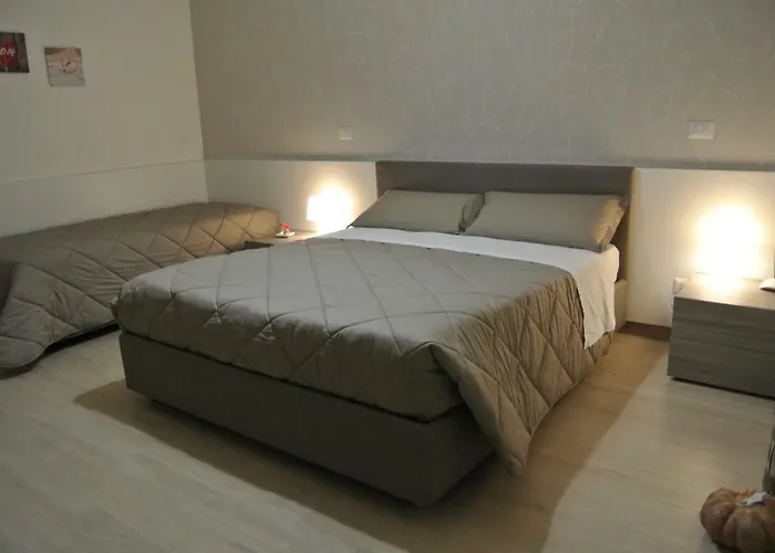 Ofra Affittacamere 4*