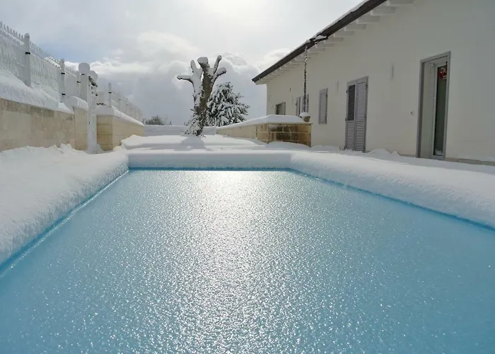 Ofra Affittacamere 4*